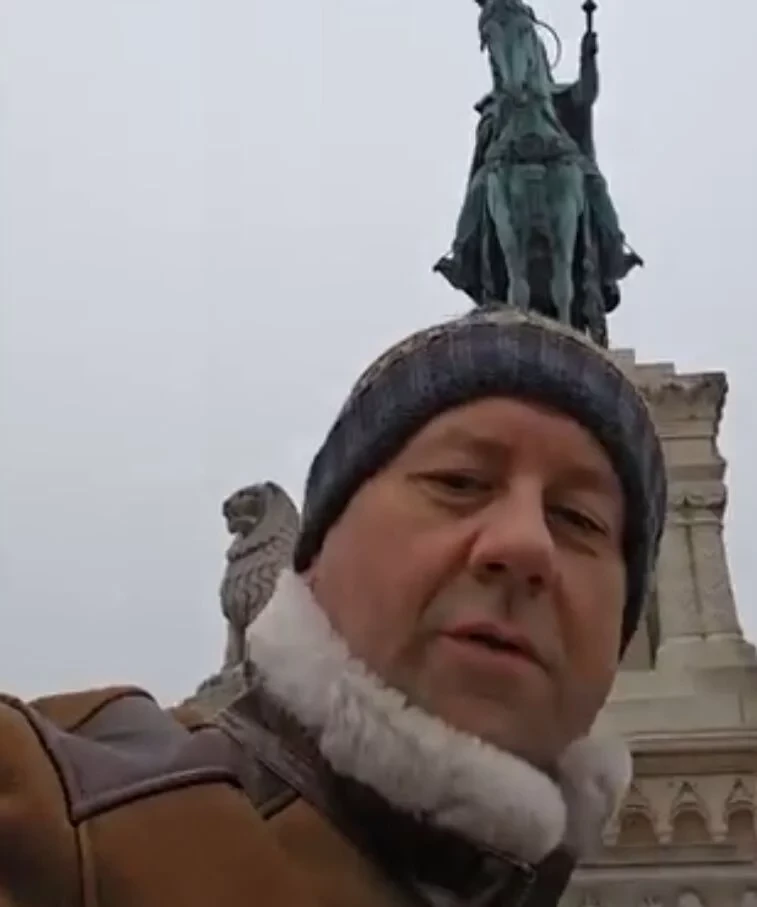 Bakıda yüksək vəzifəli şəxs vəfat etdi -FOT